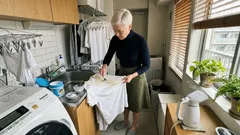 白Tシャツの襟黄ばみ、家にある洗剤で落とすペースト前処理のやり方