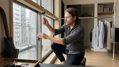 セリアの「縦にも横にもはさめるかもいフック」で賃貸のちょい掛け収納が増えた話